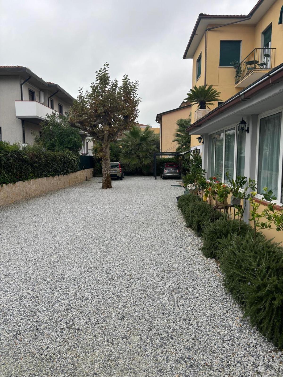 Casa Versilia Hotel Марина-ди-Масса Экстерьер фото